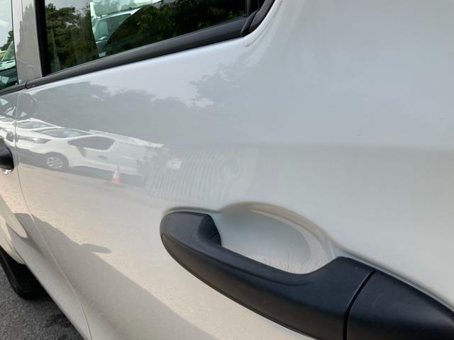 Used Toyota Hilux 2021 for sale - 76706509: Photo 40