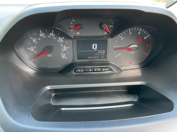 Used Peugeot Partner 2020 for sale - 76162094: Photo 18