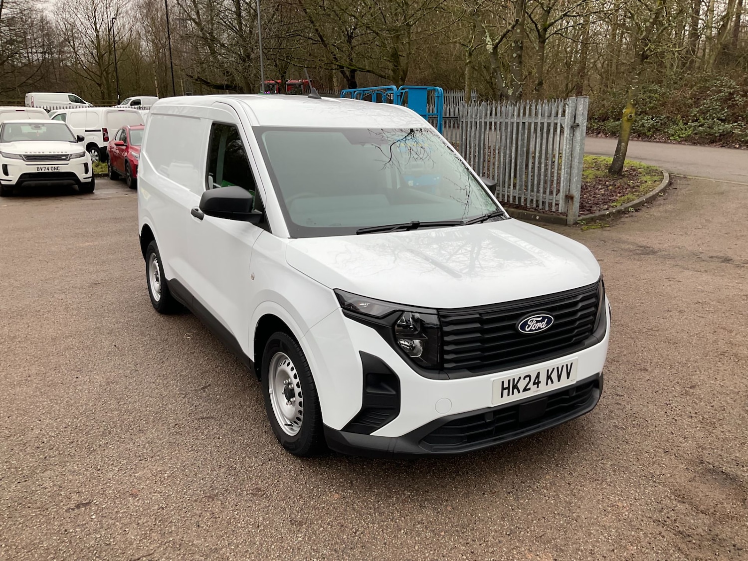 Used Ford Transit Courier 2024 for sale - 77297122: Photo 2