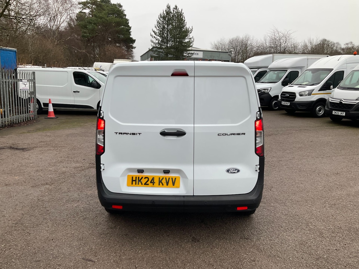 Used Ford Transit Courier 2024 for sale - 77297122: Photo 8