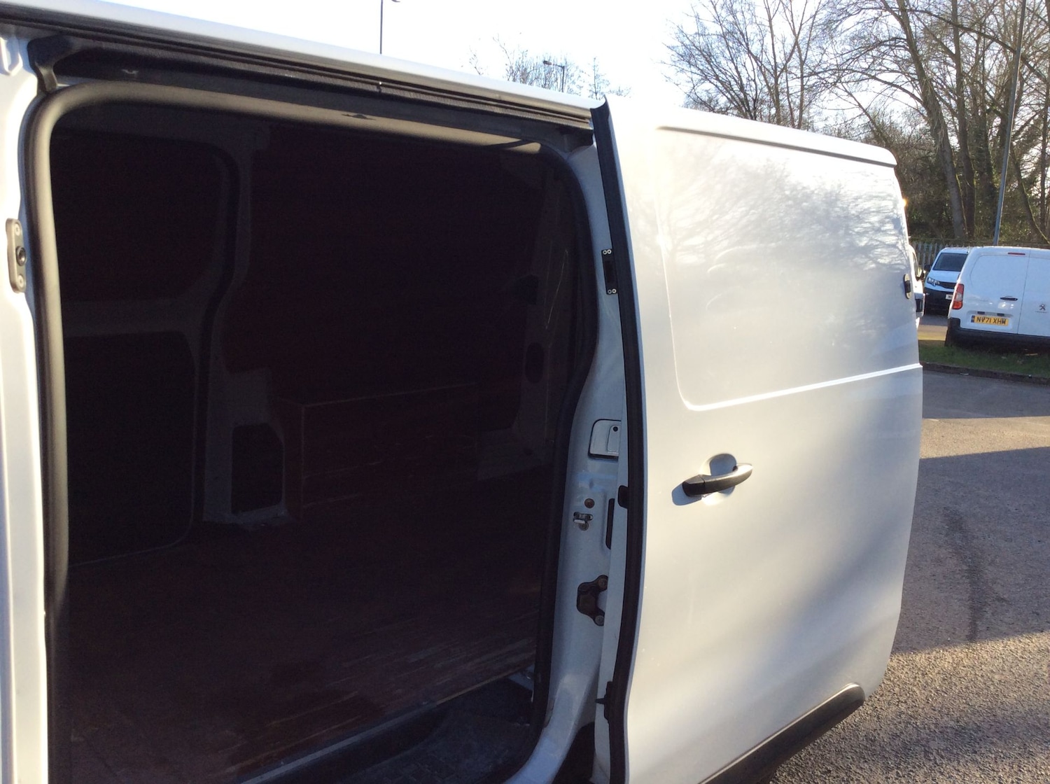 Used Vauxhall Vivaro 2022 for sale - 78026072: Photo 8