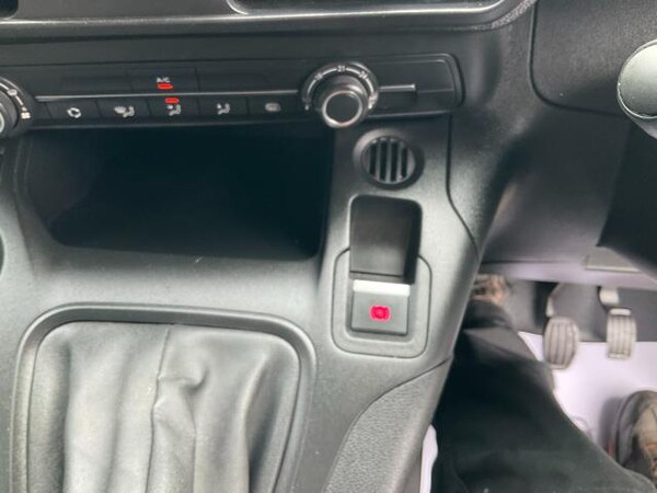 Used Peugeot Partner 2021 for sale - 76162093: Photo 23