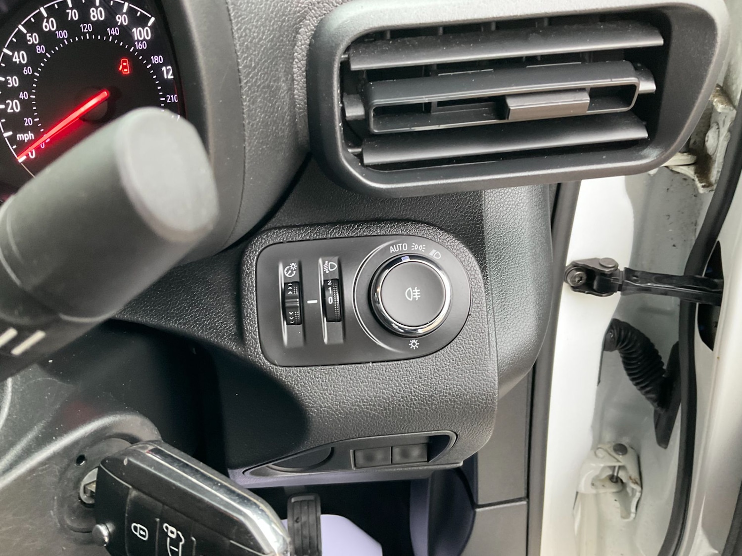 Used Vauxhall Combo 2022 for sale - 77729944: Photo 30