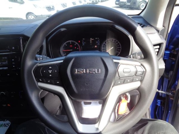 Used Isuzu D-Max 2021 for sale - 76162095: Photo 17