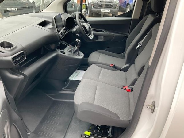 Used Citroen Berlingo 2020 for sale - 76181599: Photo 7