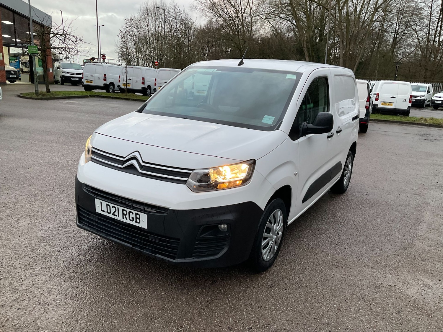 Used Citroen Berlingo 2021 for sale - 77639292: Photo 5