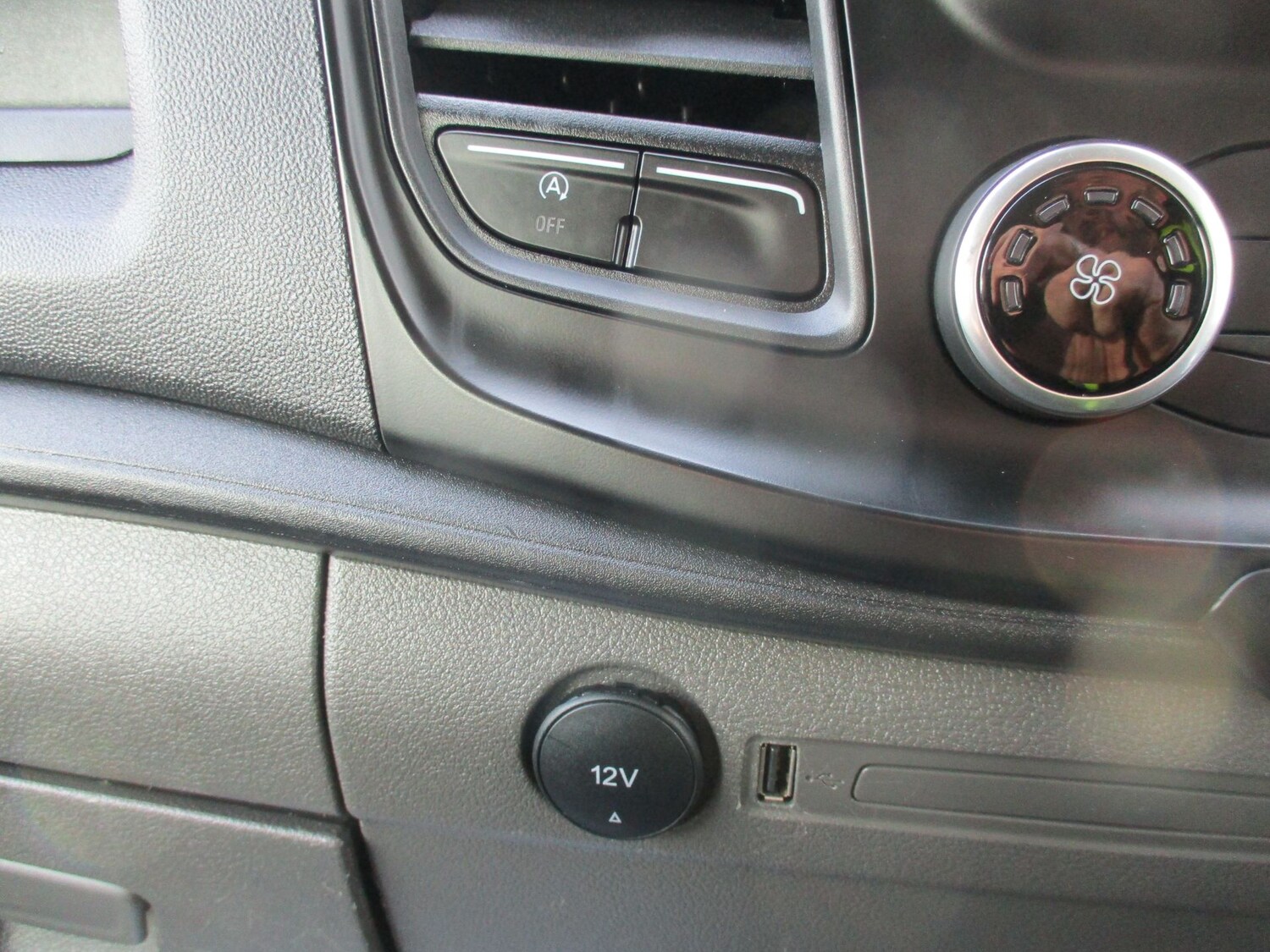 Used Ford Transit Custom 2022 for sale - 78028782: Photo 28