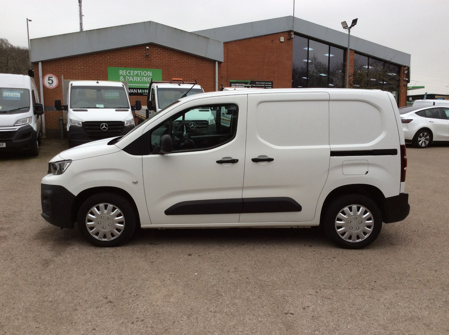 Used Peugeot Partner 2019 for sale - 77804405: Photo 6