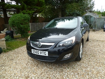 2010 (60) - 1.6i 16V SRi 5dr