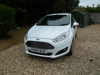 Used Ford Fiesta 2014 for sale - 79272973: Photo