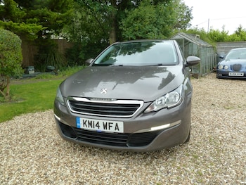 Used Peugeot 308 2014 for sale - 78667234: Photo