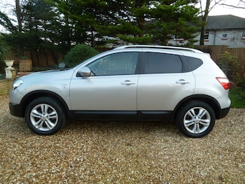 Used Nissan Qashqai 2010 for sale - 77310874: Photo