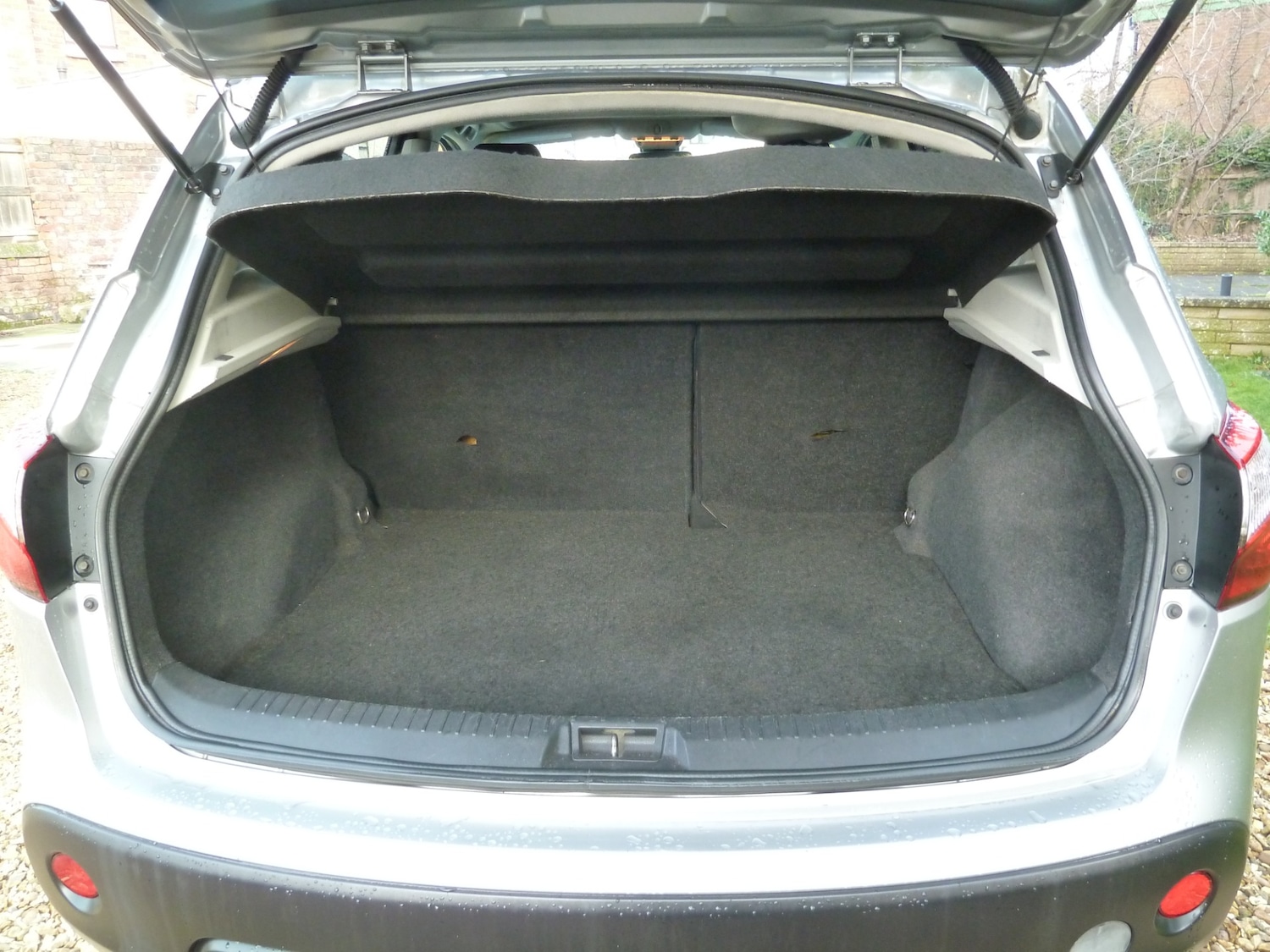 Used Nissan Qashqai 2010 for sale - 77310874: Photo 4