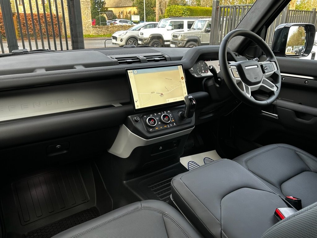 Used Land Rover Defender 2025 for sale - 77133626: Photo 40
