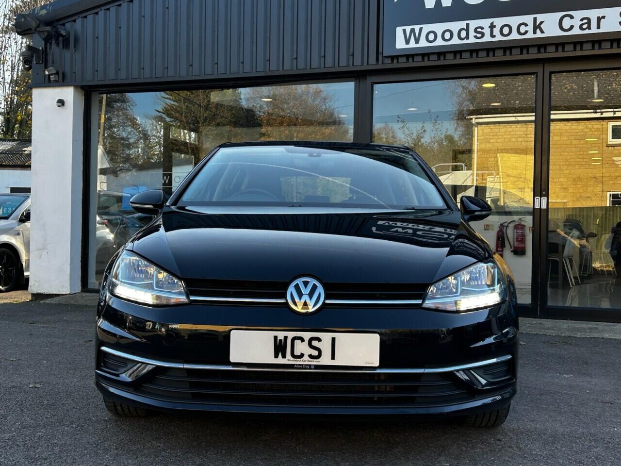 Used Volkswagen Golf 2017 for sale - 76633043: Photo 9