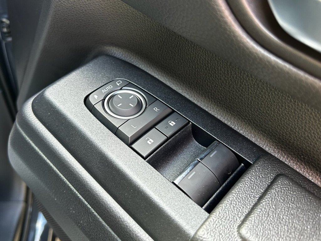 Used Toyota Land Cruiser 2026 for sale - 78030825: Photo 40