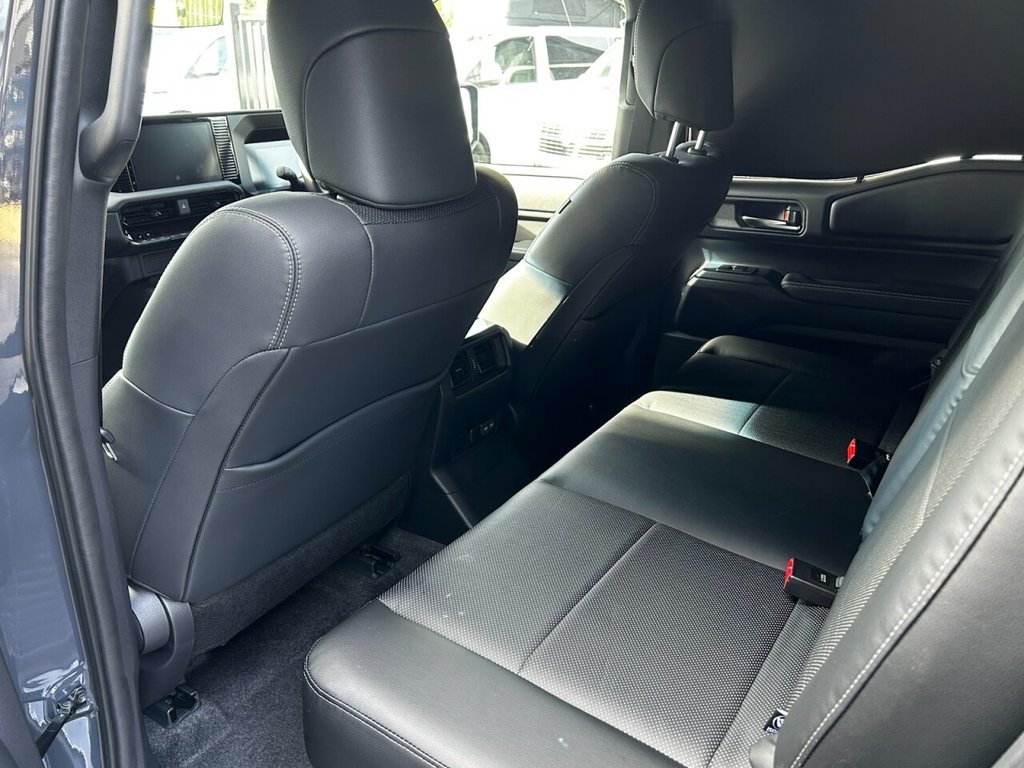 Used Toyota Land Cruiser 2026 for sale - 78030825: Photo 41