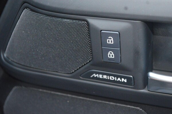 Used Land Rover Defender for sale - 75563795: Photo 35