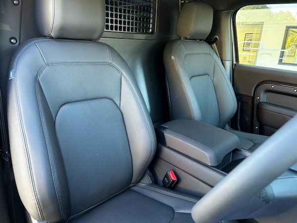 Used Land Rover Defender for sale - 75563573: Photo 31