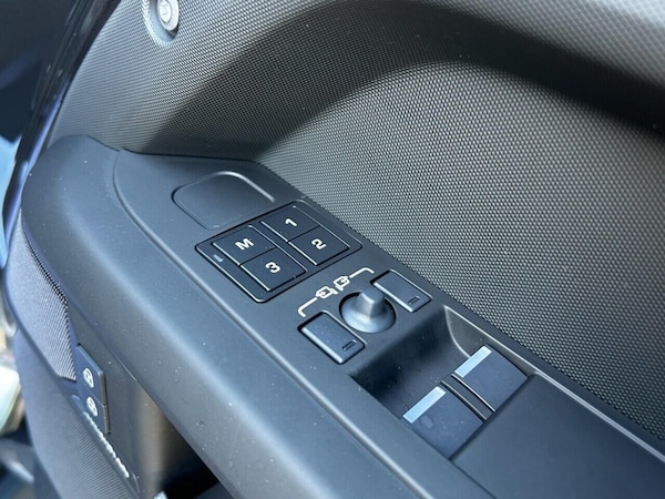 Used Land Rover Defender for sale - 75563573: Photo 44