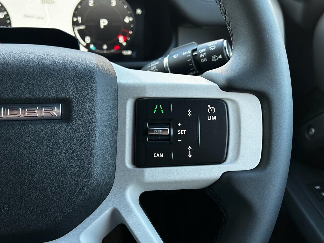 Used Land Rover Defender 90 for sale - 76824671: Photo 45