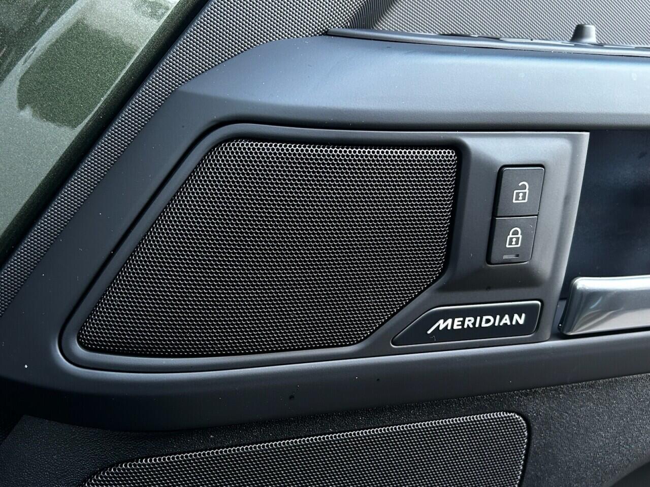 Used Land Rover Defender 90 for sale - 76824671: Photo 48