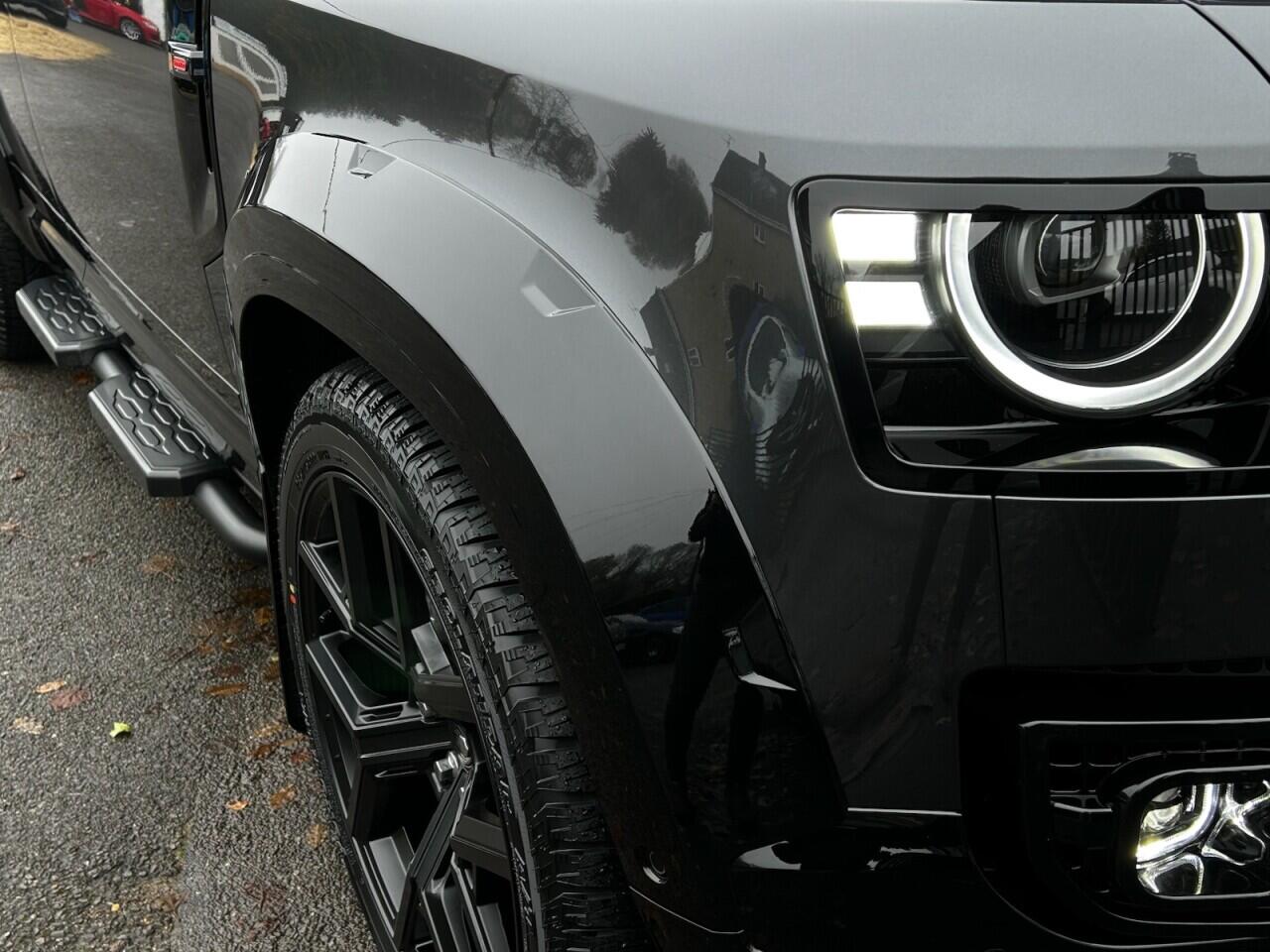 Used Land Rover Defender 110 for sale - 76824127: Photo 9