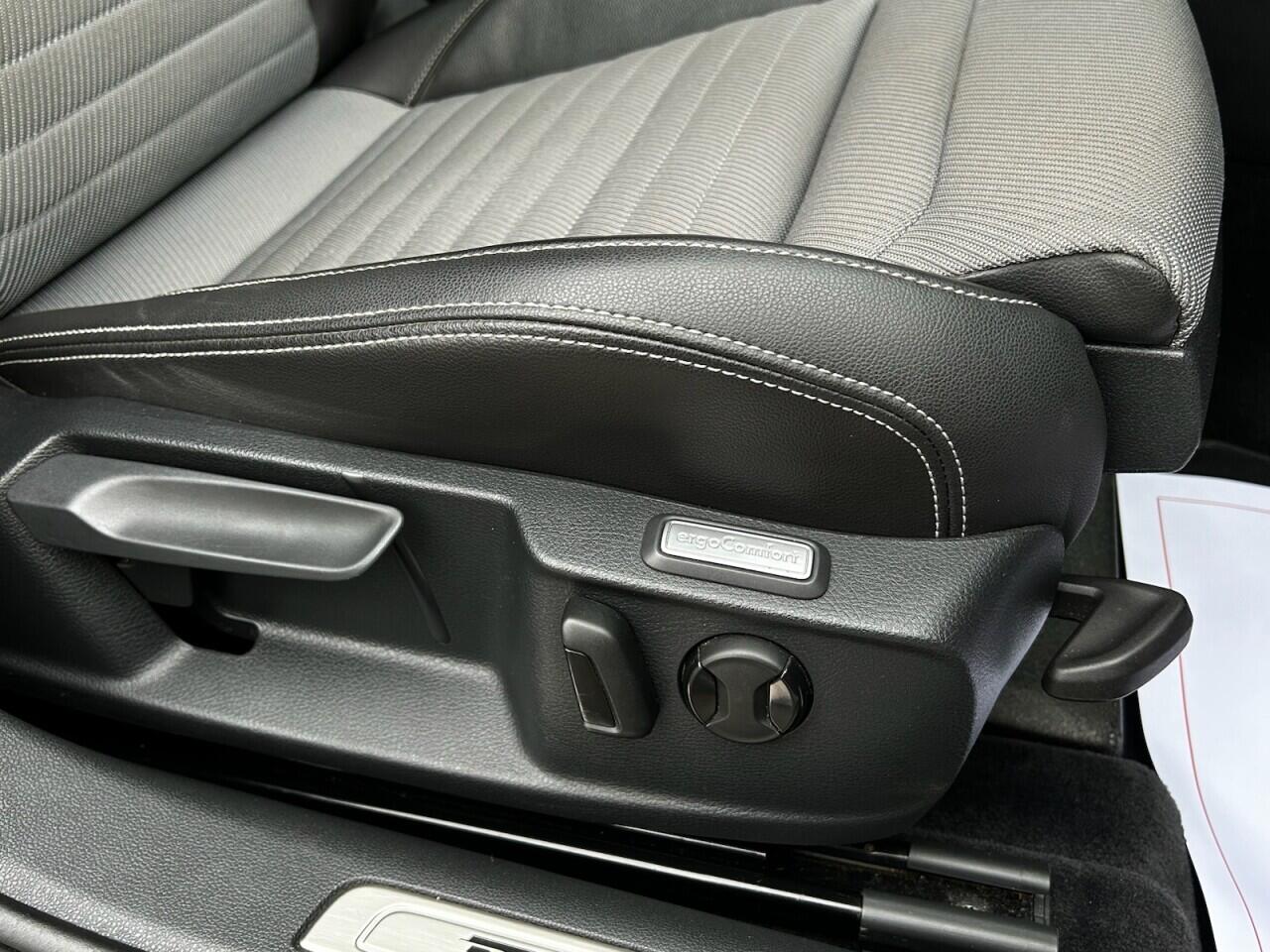 Used Volkswagen Passat 2018 for sale - 76634225: Photo 55