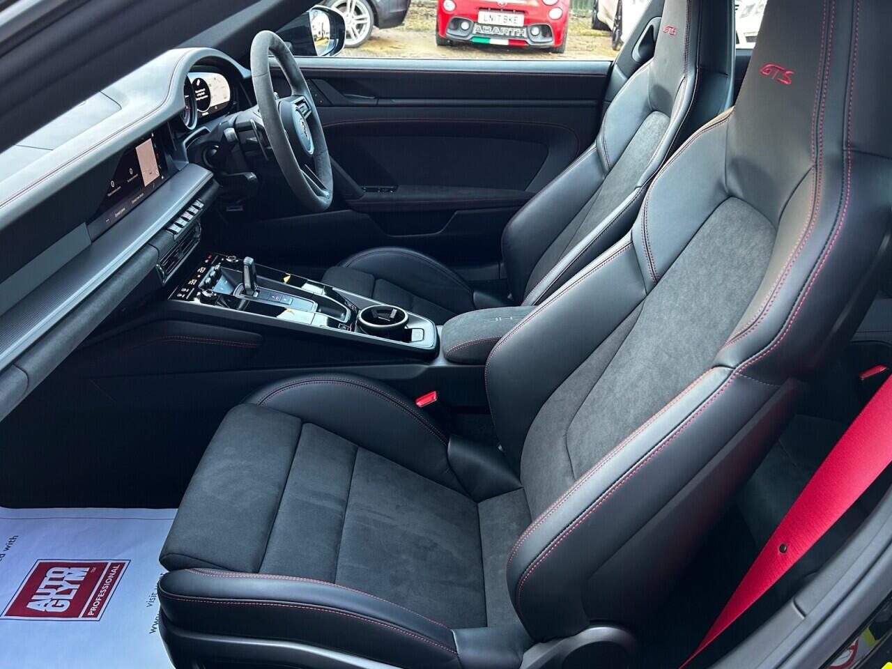 Used Porsche 911 2024 for sale - 76824605: Photo 27