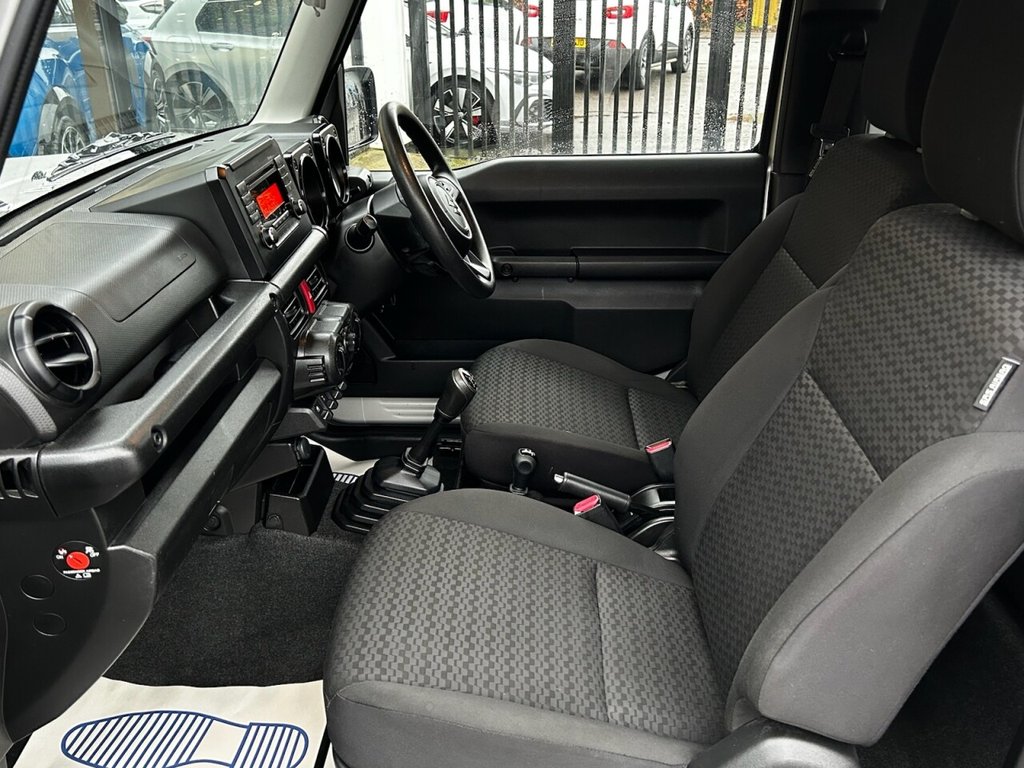 Used Suzuki Jimny 2019 for sale - 77000988: Photo 25
