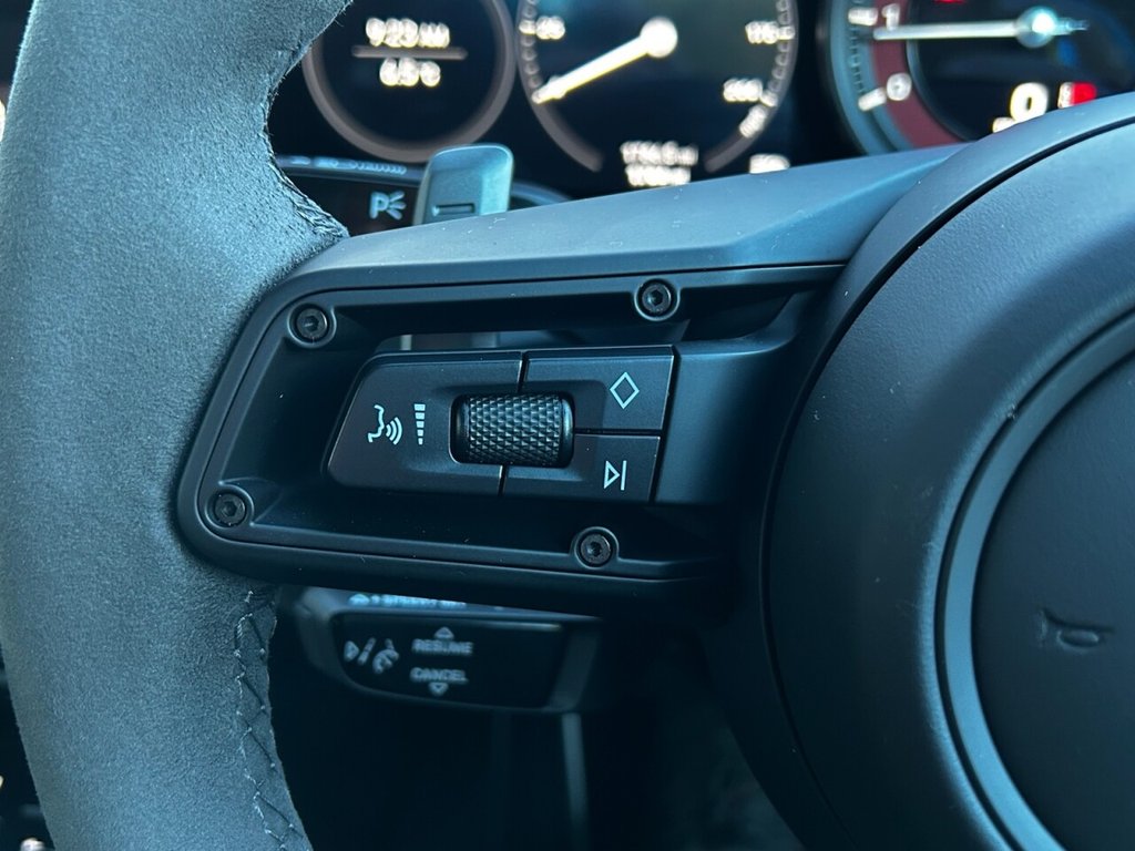 Used Porsche 911 2024 for sale - 77001006: Photo 49