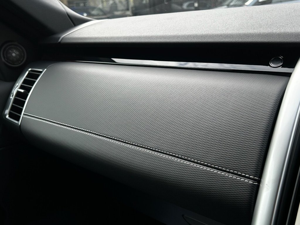 Used Land Rover Discovery 5 2025 for sale - 77672701: Photo 28