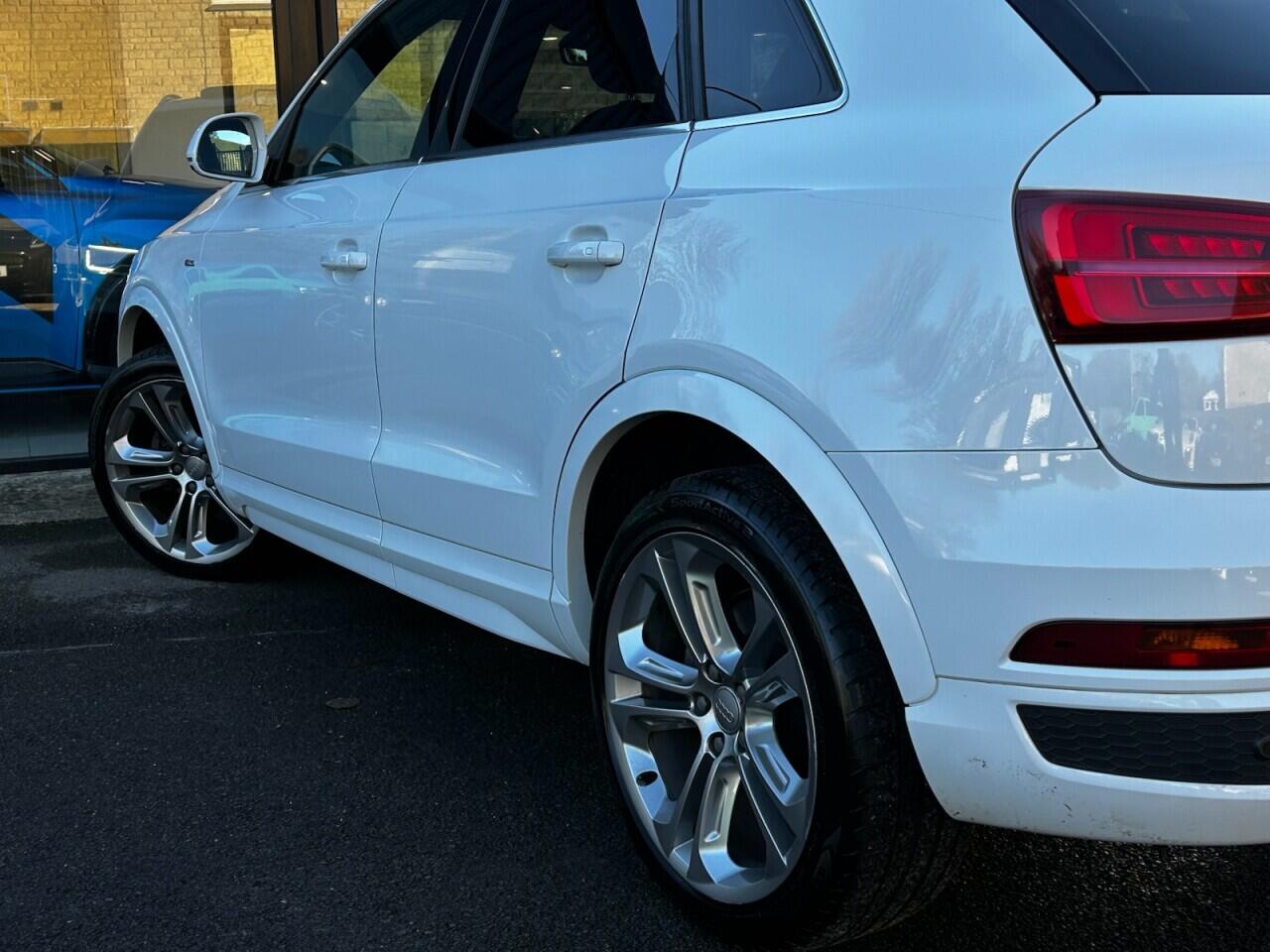 Used Audi Q3 2015 for sale - 76823466: Photo 17