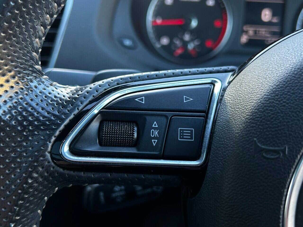 Used Audi Q3 2015 for sale - 76823466: Photo 43