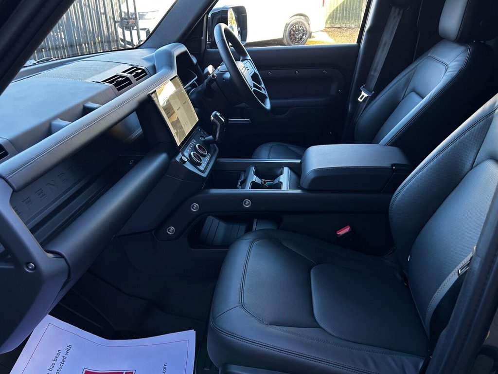 Used Land Rover Defender 2025 for sale - 77356068: Photo 25