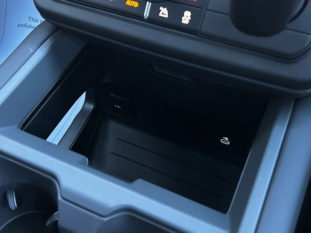 Used Land Rover Defender 2025 for sale - 77356068: Photo 28