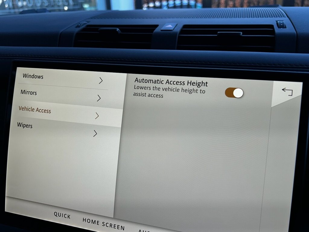 Used Land Rover Defender 2025 for sale - 77356068: Photo 31