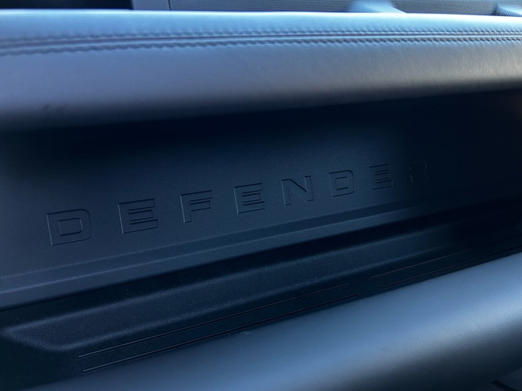 Used Land Rover Defender 2025 for sale - 77356068: Photo 36
