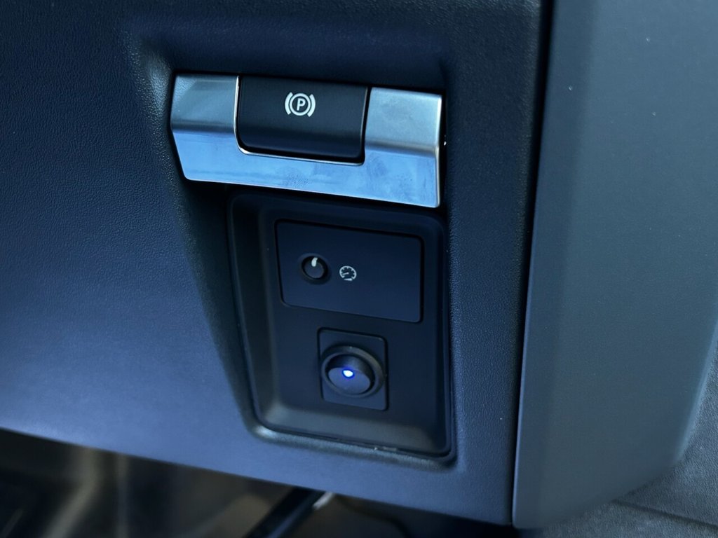 Used Land Rover Defender 2025 for sale - 77356068: Photo 40