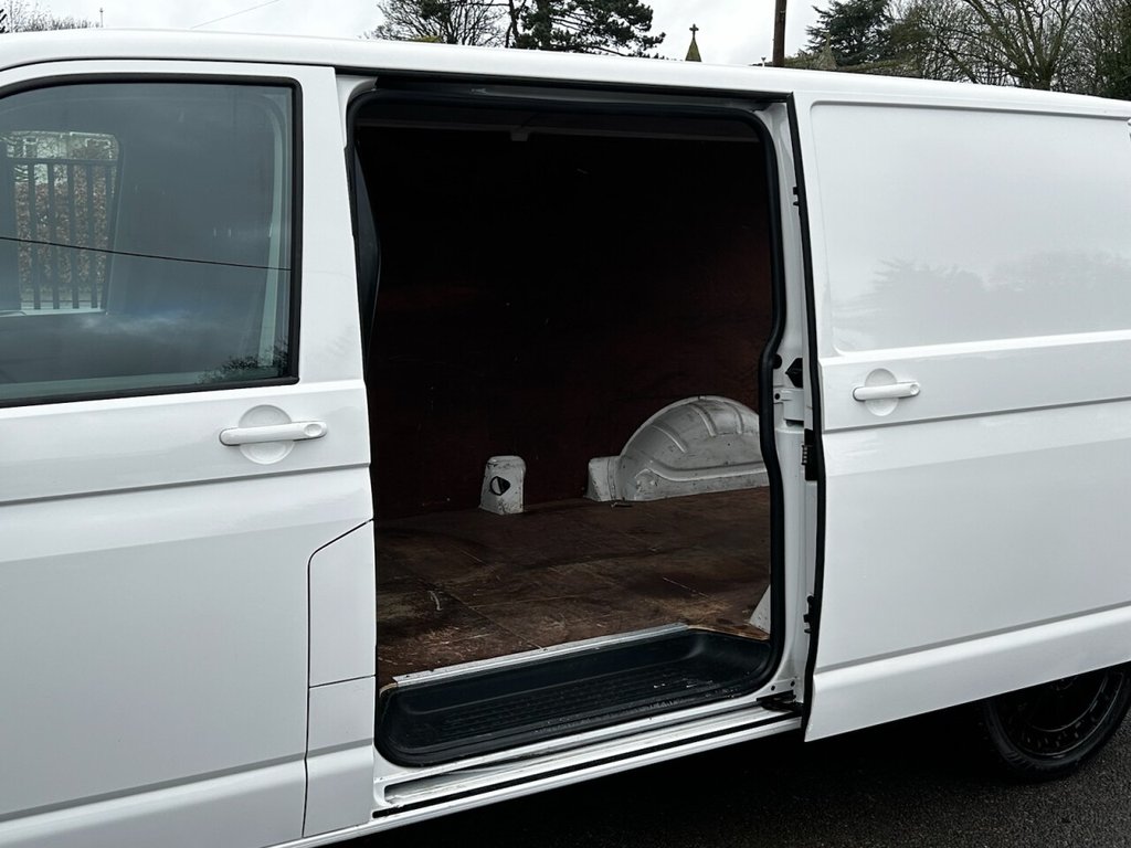 Used Volkswagen Transporter 2020 for sale - 77507899: Photo 20