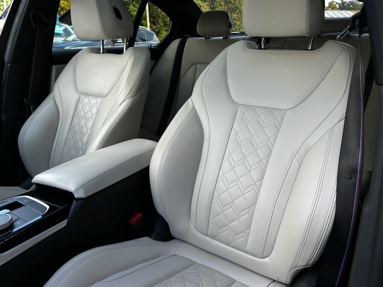 Used BMW 3 Series 2019 for sale - 76137022: Photo 32