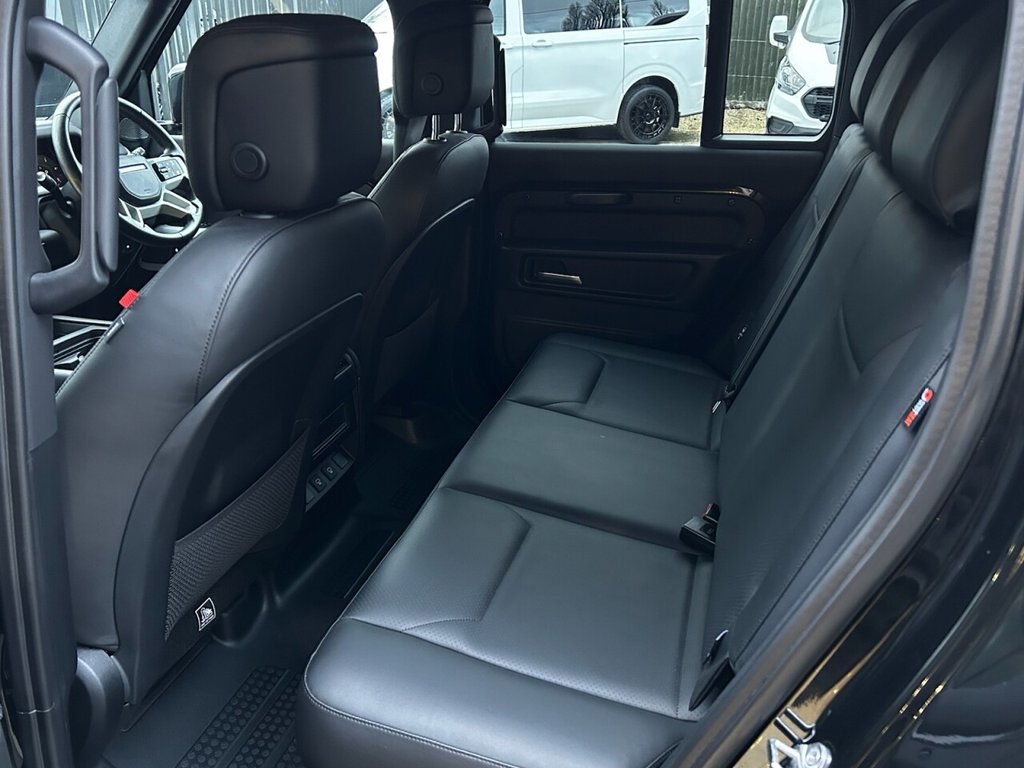 Used Land Rover Defender 2024 for sale - 77394348: Photo 28