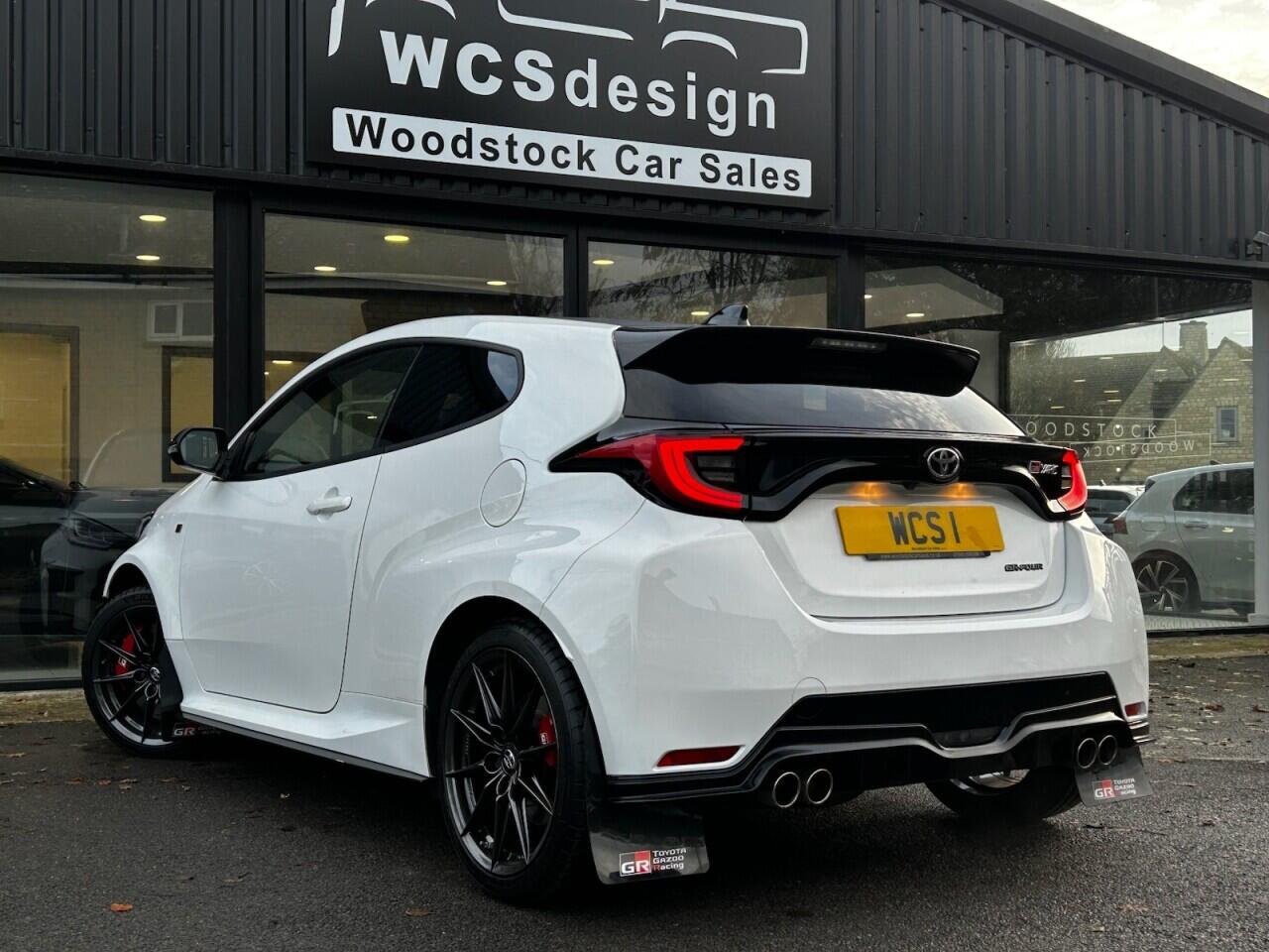 Used Toyota Yaris 2022 for sale - 76584369: Photo 2