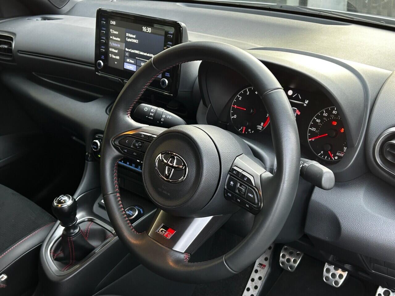 Used Toyota Yaris 2022 for sale - 76584369: Photo 23