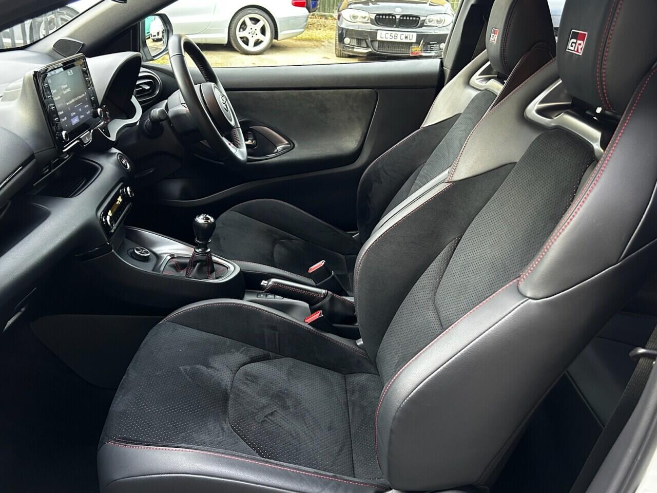 Used Toyota Yaris 2022 for sale - 76584369: Photo 27