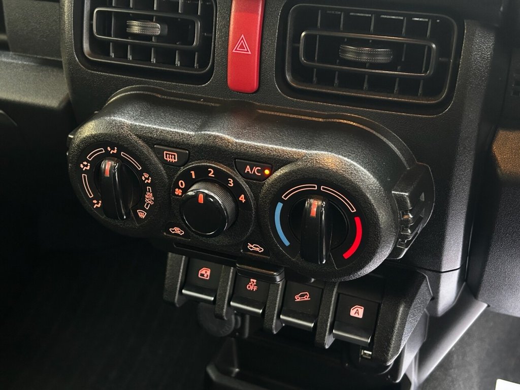 Used Suzuki Jimny 2024 for sale - 77001010: Photo 31