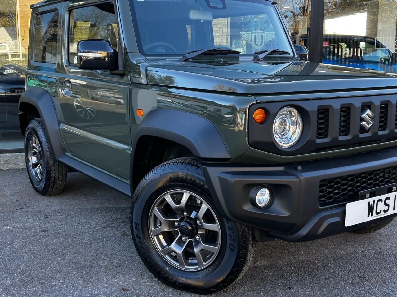 Used Suzuki Jimny for sale - 76607737: Photo 9