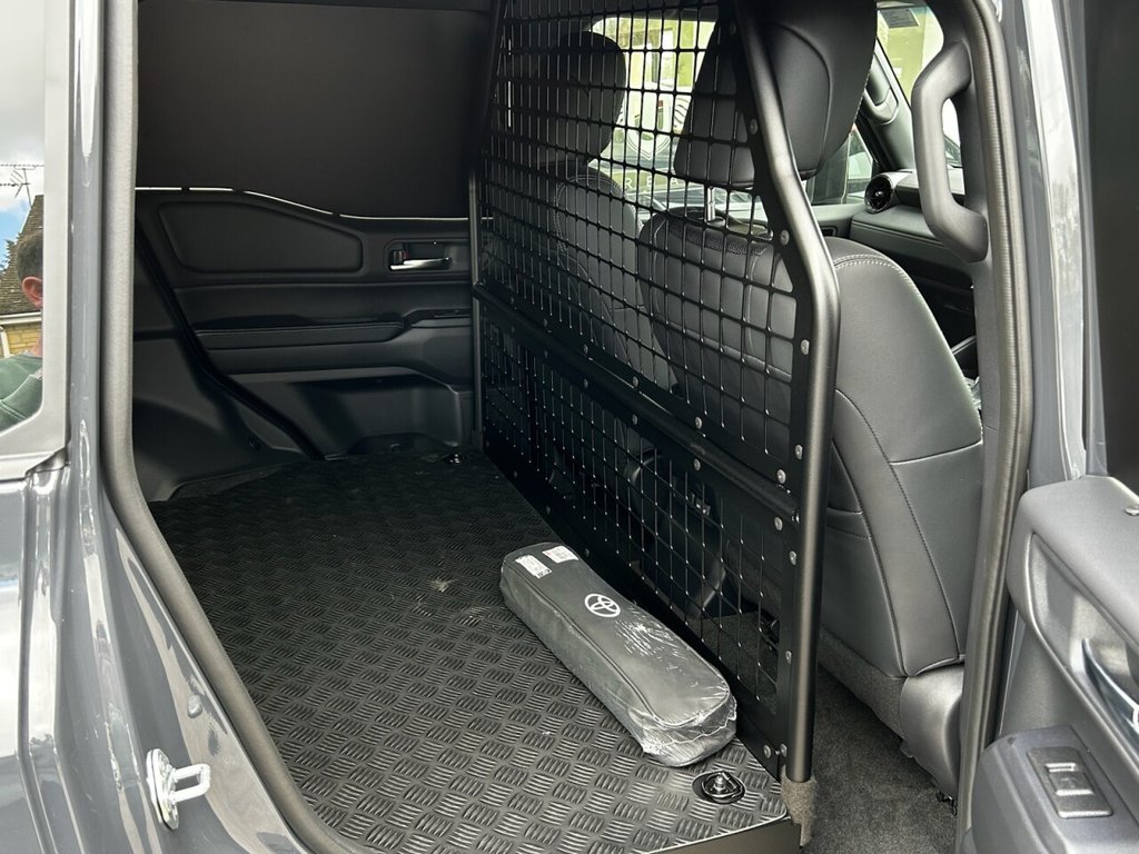 Used Toyota Land Cruiser 2026 for sale - 77836101: Photo 26