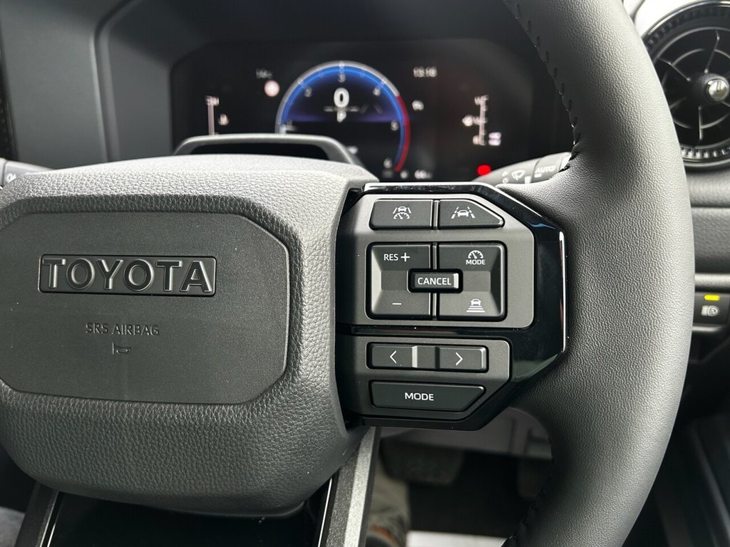 Used Toyota Land Cruiser 2026 for sale - 77836101: Photo 32