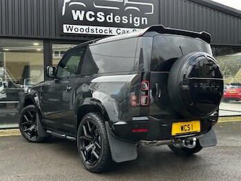 Used Land Rover Defender 2025 for sale - 77408527: Photo